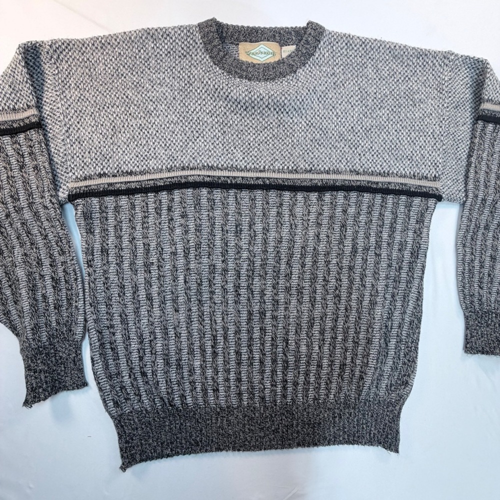 Weekender Men's L Vintage Gray Textured Knit Crewneck Sweater Made in Korea